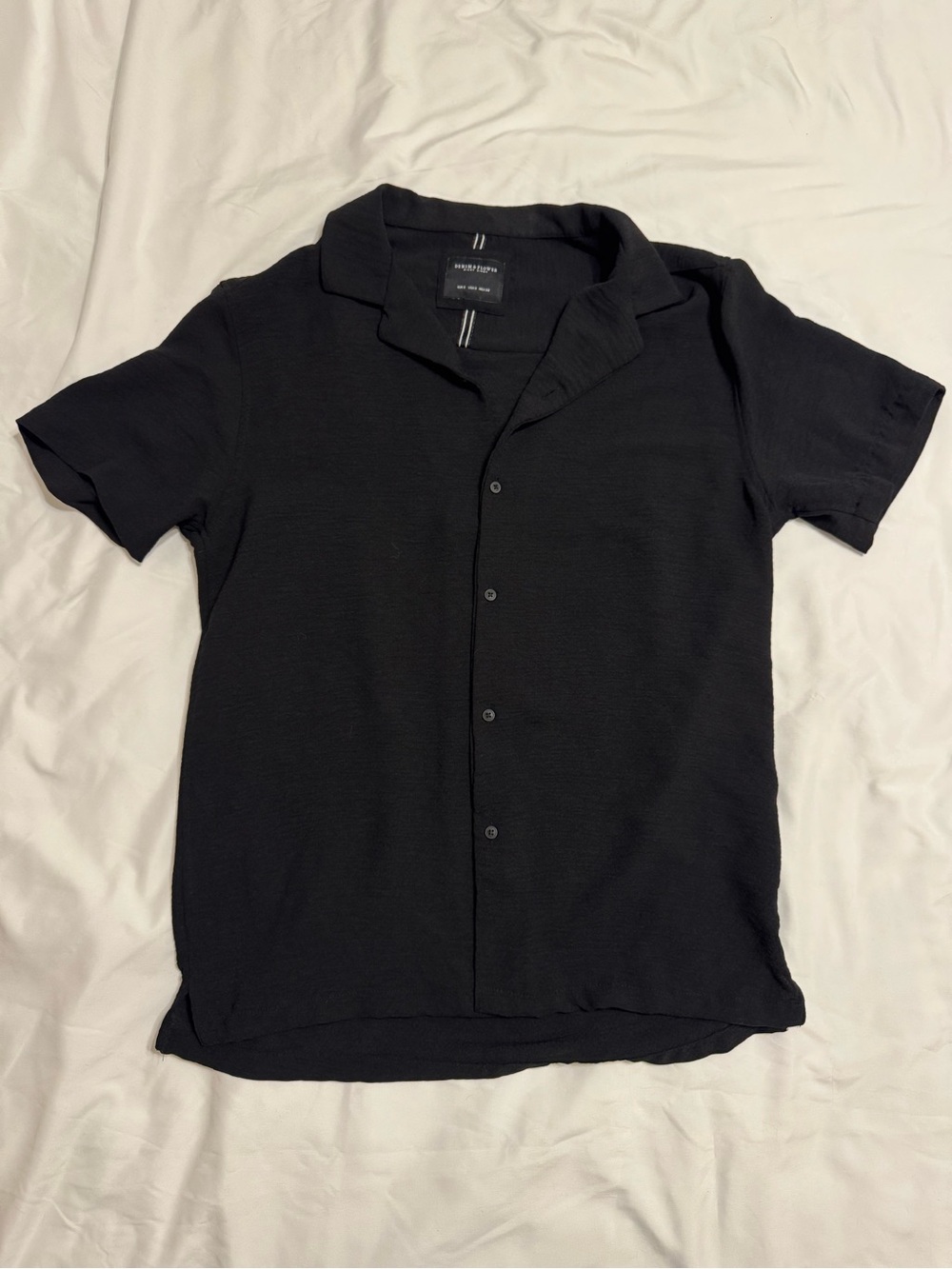 Denim & Flower Black Short Sleeve Button-Up Shirt